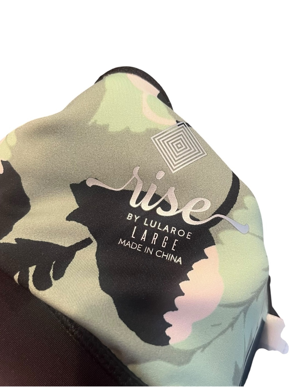 Lularoe Rise Invincible Sports Bra Green Floral Wireless Racerback Women Large - Picture 6 of 6